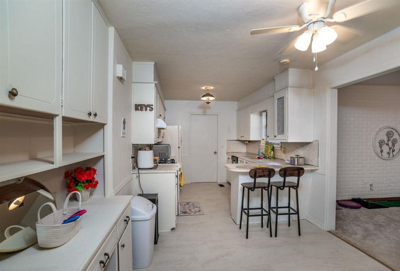 3 Bedrooms Bedrooms, 0 ,2 BathroomsBathrooms,Residential,Single Family,Hartwood,1,133777