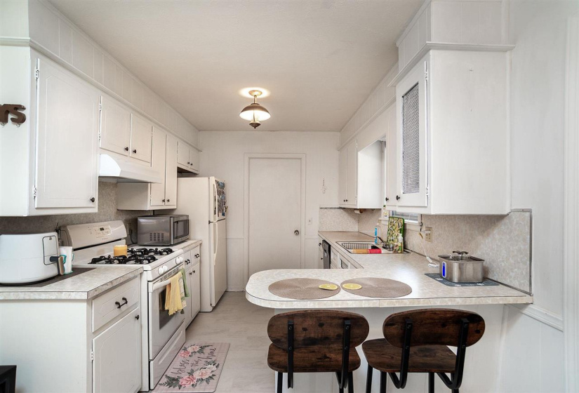 3 Bedrooms Bedrooms, 0 ,2 BathroomsBathrooms,Residential,Single Family,Hartwood,1,133777