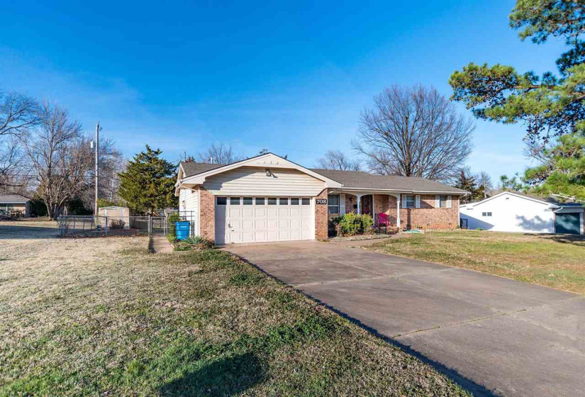 3 Bedrooms Bedrooms, 0 ,2 BathroomsBathrooms,Residential,Single Family,Hartwood,1,133777