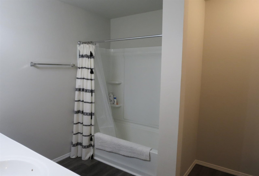 4 Bedrooms Bedrooms, 0 ,2 BathroomsBathrooms,Residential,Single Family,Payne,1,133787