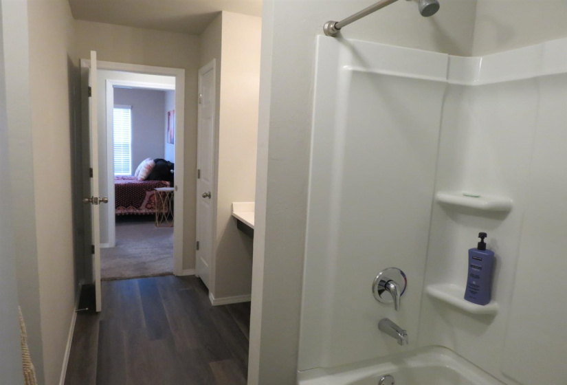 4 Bedrooms Bedrooms, 0 ,2 BathroomsBathrooms,Residential,Single Family,Payne,1,133787