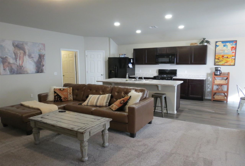 4 Bedrooms Bedrooms, 0 ,2 BathroomsBathrooms,Residential,Single Family,Payne,1,133787