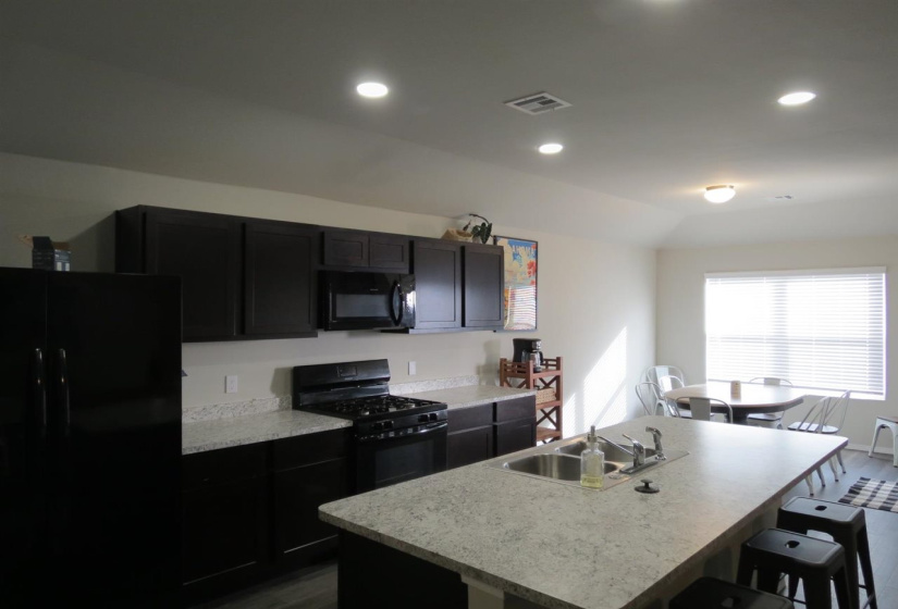 4 Bedrooms Bedrooms, 0 ,2 BathroomsBathrooms,Residential,Single Family,Payne,1,133787