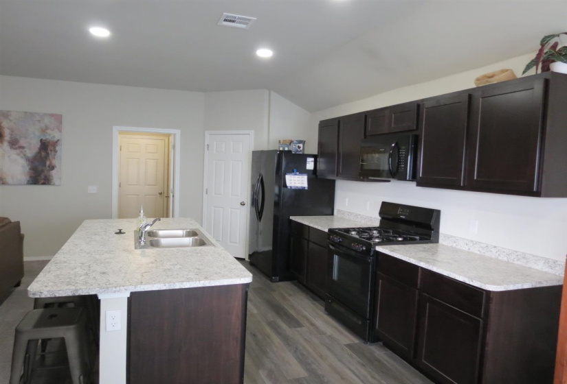 4 Bedrooms Bedrooms, 0 ,2 BathroomsBathrooms,Residential,Single Family,Payne,1,133787