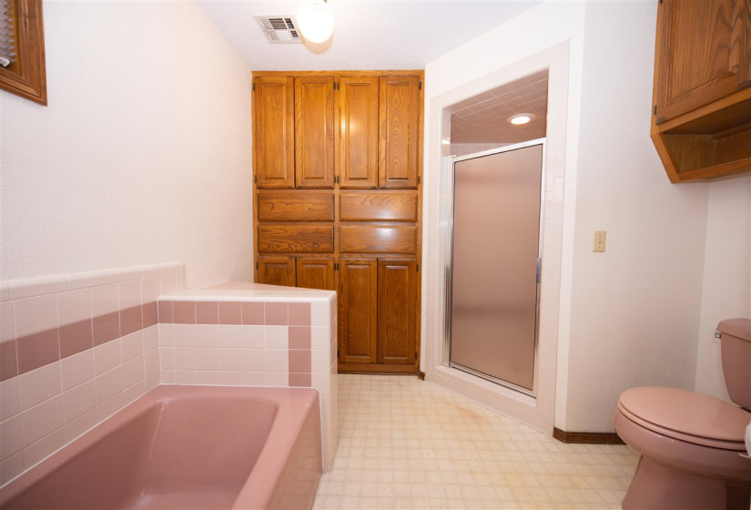 3 Bedrooms Bedrooms, 0 ,2 BathroomsBathrooms,Residential,Single Family,Woodcreek Road,1,133790