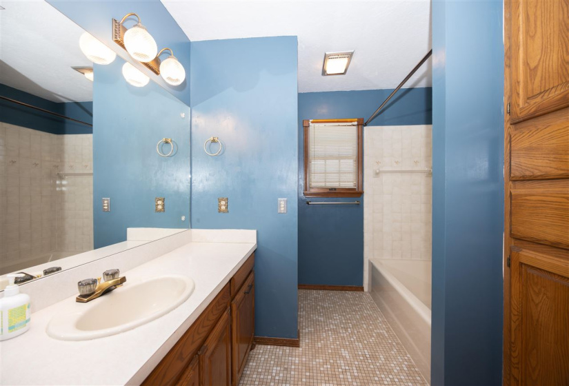 3 Bedrooms Bedrooms, 0 ,2 BathroomsBathrooms,Residential,Single Family,Woodcreek Road,1,133790