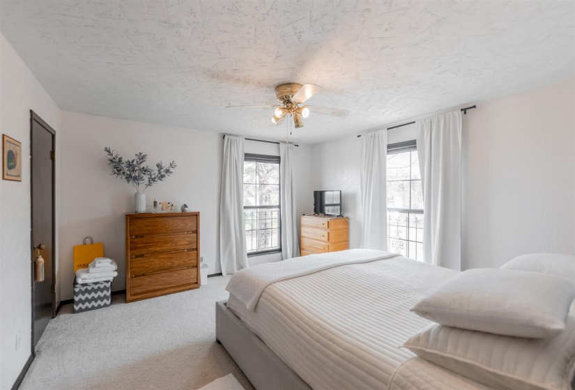 4 Bedrooms Bedrooms, 0 ,3 BathroomsBathrooms,Residential,Single Family,Yellow Brick,2,133791