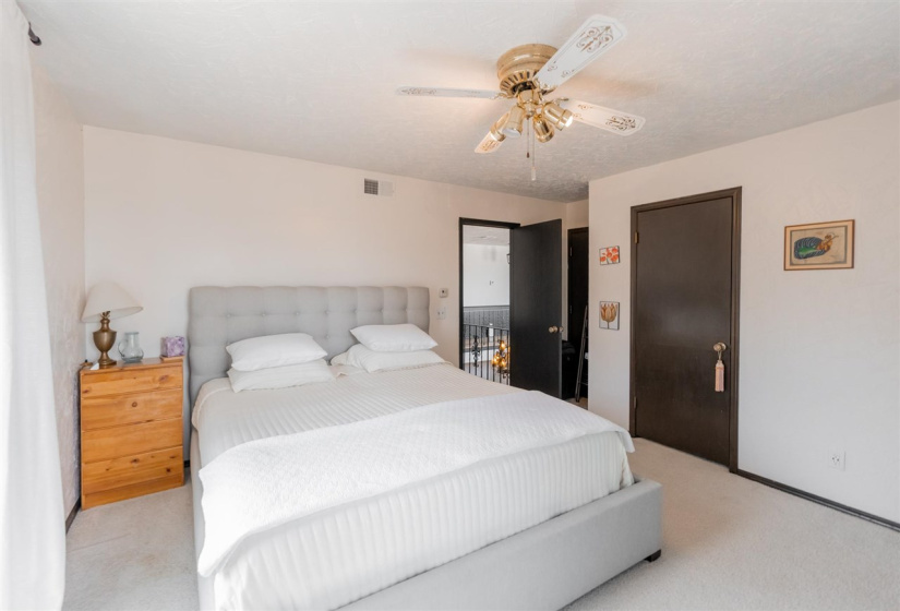 4 Bedrooms Bedrooms, 0 ,3 BathroomsBathrooms,Residential,Single Family,Yellow Brick,2,133791