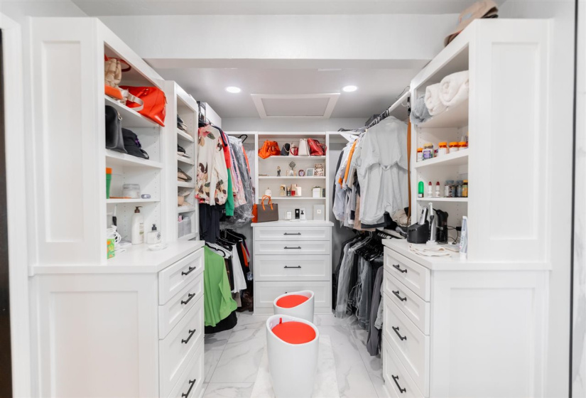 4 Bedrooms Bedrooms, 0 ,3 BathroomsBathrooms,Residential,Single Family,Yellow Brick,2,133791