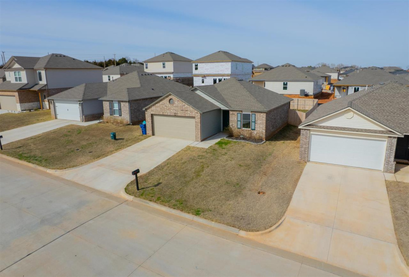 3 Bedrooms Bedrooms, 0 ,2 BathroomsBathrooms,Residential,Single Family,31st,1,133793