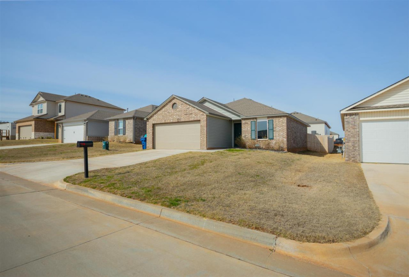 3 Bedrooms Bedrooms, 0 ,2 BathroomsBathrooms,Residential,Single Family,31st,1,133793