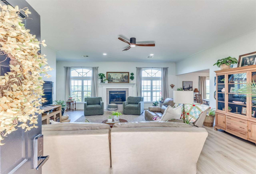 4 Bedrooms Bedrooms, 0 ,3 BathroomsBathrooms,Residential,Single Family,Salt Creek,2,133794