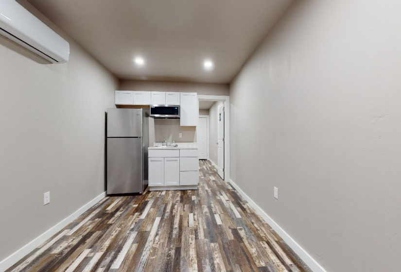 0 , 0 ,3 BathroomsBathrooms,Commercial/industrial,Commercial,Thomas,1,127194