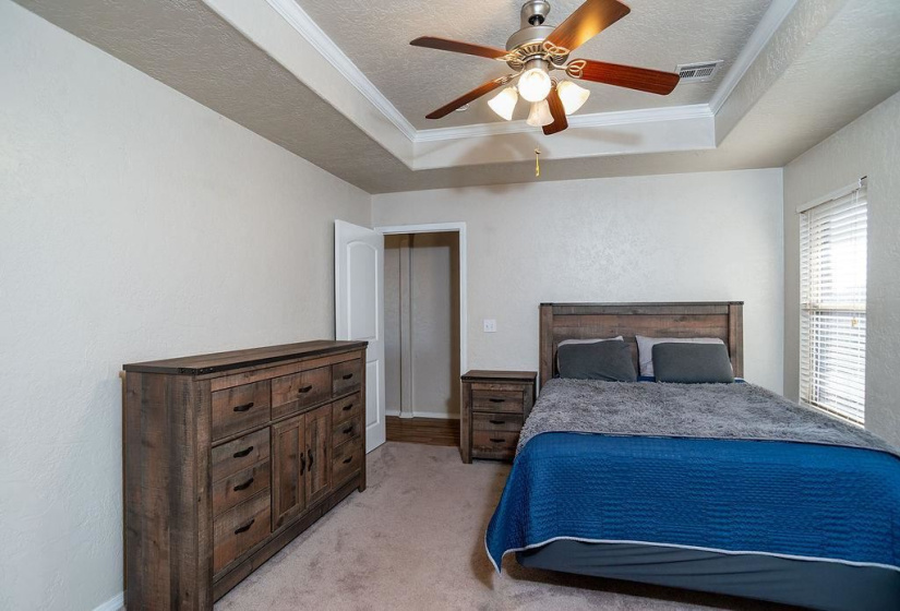 3 Bedrooms Bedrooms, 0 ,2 BathroomsBathrooms,Residential,Single Family,Emma,1,133800