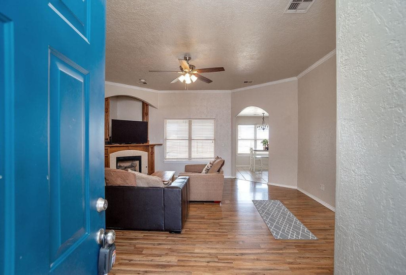 3 Bedrooms Bedrooms, 0 ,2 BathroomsBathrooms,Residential,Single Family,Emma,1,133800