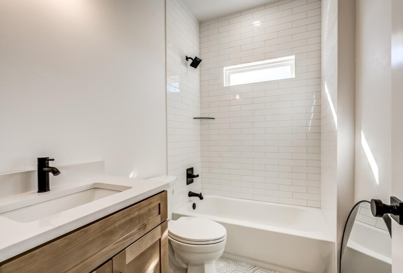 4 Bedrooms Bedrooms, 0 ,3 BathroomsBathrooms,Residential,Single Family,Bison,1,133805