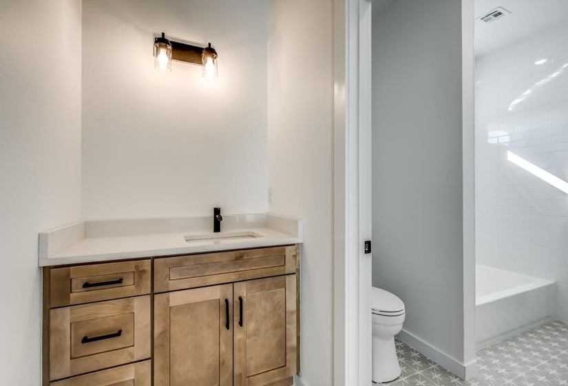 4 Bedrooms Bedrooms, 0 ,3 BathroomsBathrooms,Residential,Single Family,Bison,1,133805