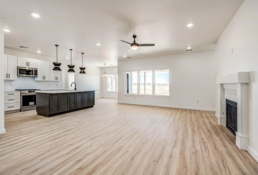 4 Bedrooms Bedrooms, 0 ,3 BathroomsBathrooms,Residential,Single Family,Bison,1,133805