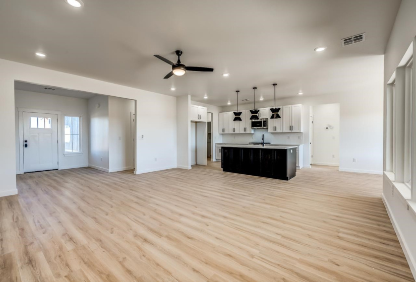 4 Bedrooms Bedrooms, 0 ,3 BathroomsBathrooms,Residential,Single Family,Bison,1,133805