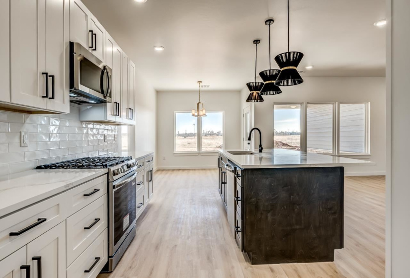 4 Bedrooms Bedrooms, 0 ,3 BathroomsBathrooms,Residential,Single Family,Bison,1,133805