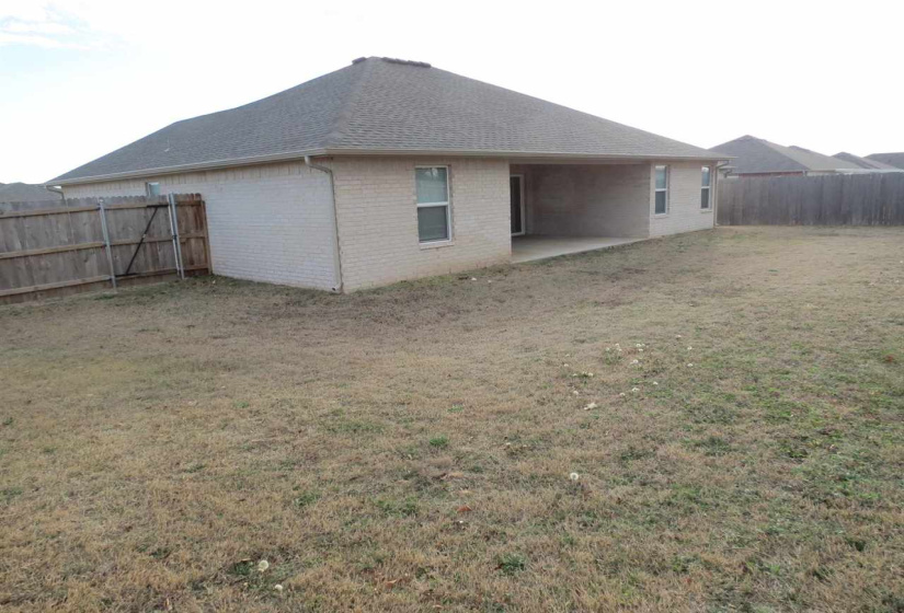 3 Bedrooms Bedrooms, 0 ,2 BathroomsBathrooms,Residential,Single Family,Kinder Wells,1,133808