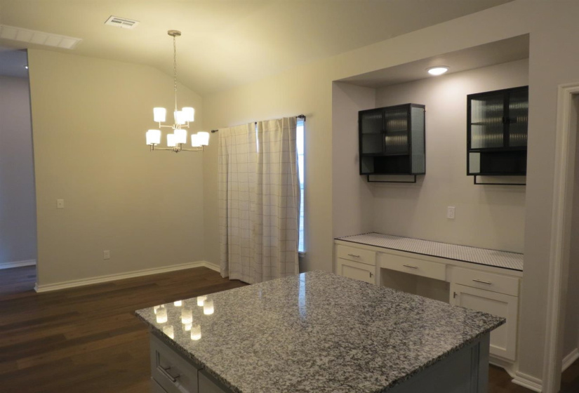 3 Bedrooms Bedrooms, 0 ,2 BathroomsBathrooms,Residential,Single Family,Kinder Wells,1,133808