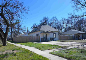 4 Bedrooms Bedrooms, 0 ,2 BathroomsBathrooms,Residential,Single Family,Lowry,1.5,133815