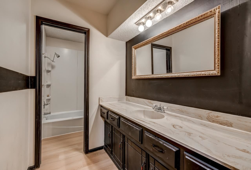 3 Bedrooms Bedrooms, 0 ,2 BathroomsBathrooms,Residential,Single Family,Britton,1,133817