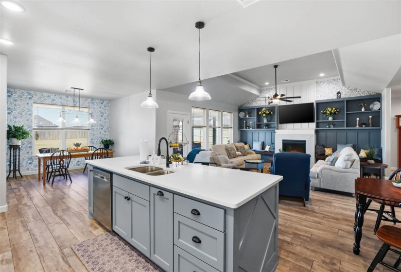 4 Bedrooms Bedrooms, 0 ,2 BathroomsBathrooms,Residential,Single Family,Haydans Brk,1,133818