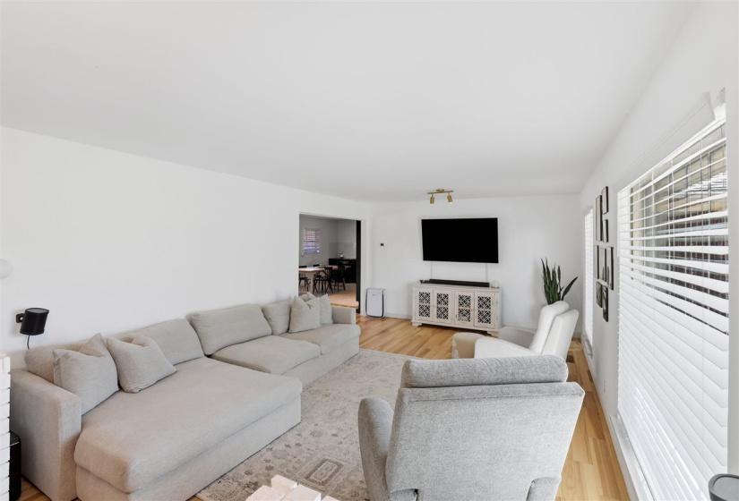 4 Bedrooms Bedrooms, 0 ,2 BathroomsBathrooms,Residential,Single Family,Country Club,1,133820