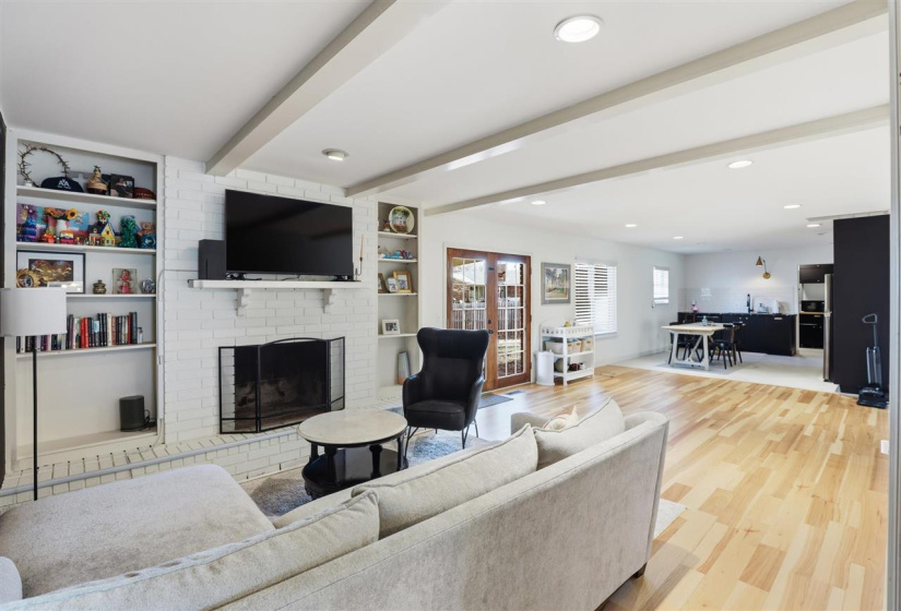 4 Bedrooms Bedrooms, 0 ,2 BathroomsBathrooms,Residential,Single Family,Country Club,1,133820