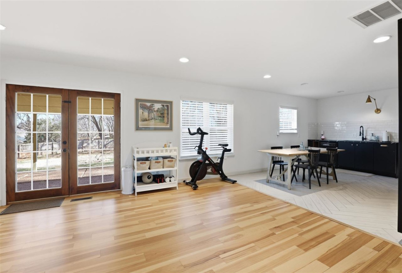 4 Bedrooms Bedrooms, 0 ,2 BathroomsBathrooms,Residential,Single Family,Country Club,1,133820