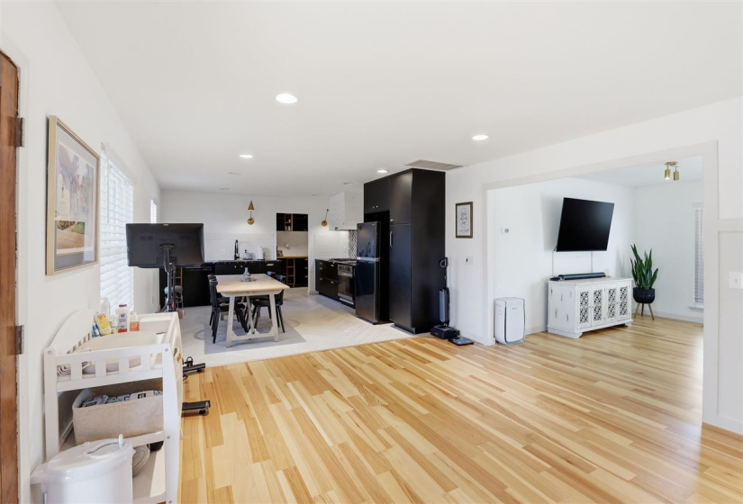 4 Bedrooms Bedrooms, 0 ,2 BathroomsBathrooms,Residential,Single Family,Country Club,1,133820