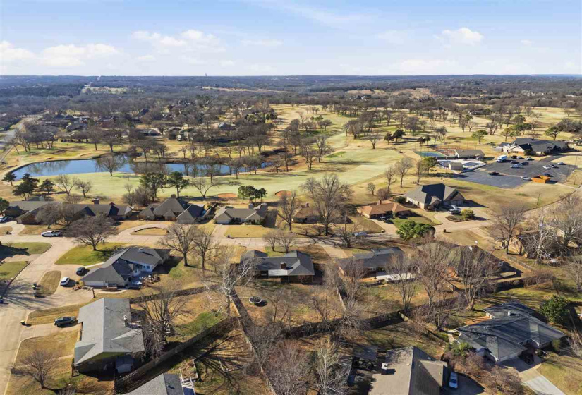 4 Bedrooms Bedrooms, 0 ,2 BathroomsBathrooms,Residential,Single Family,Country Club,1,133820