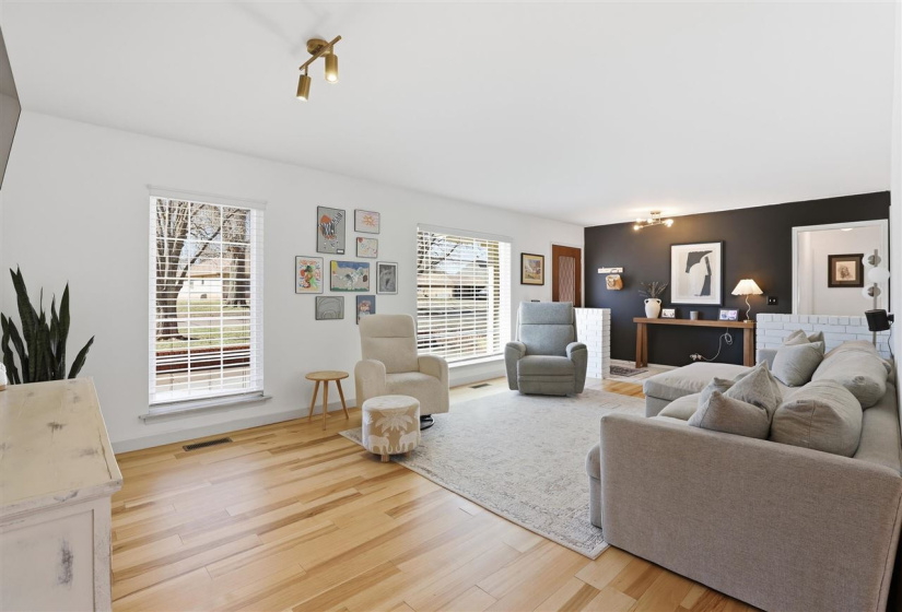 4 Bedrooms Bedrooms, 0 ,2 BathroomsBathrooms,Residential,Single Family,Country Club,1,133820