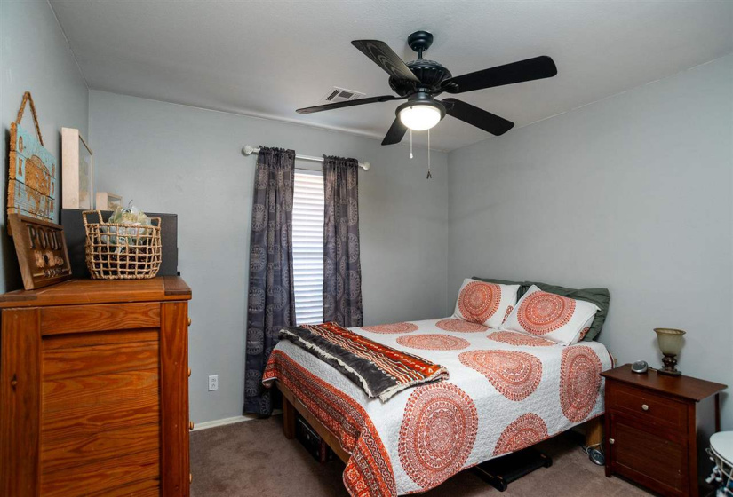 3 Bedrooms Bedrooms, 0 ,2 BathroomsBathrooms,Residential,Single Family,Burdick,1,133822