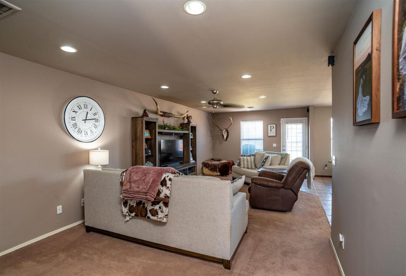 3 Bedrooms Bedrooms, 0 ,2 BathroomsBathrooms,Residential,Single Family,Burdick,1,133822