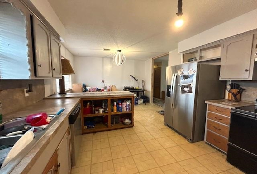 3 Bedrooms Bedrooms, 0 ,1 BathroomBathrooms,Residential,Single Family,Norrie,1,133823