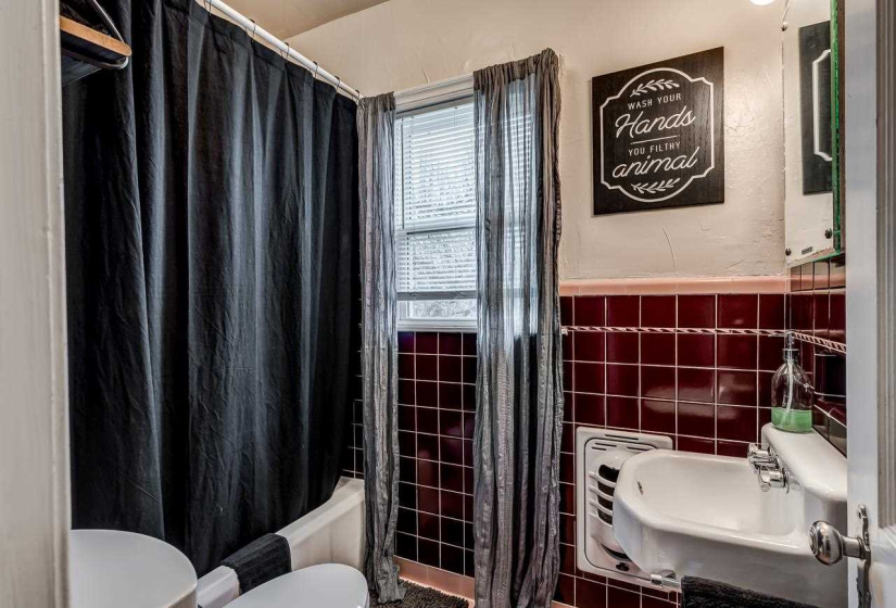 4 Bedrooms Bedrooms, 0 ,2 BathroomsBathrooms,Residential,Single Family,Jackson,2,133828