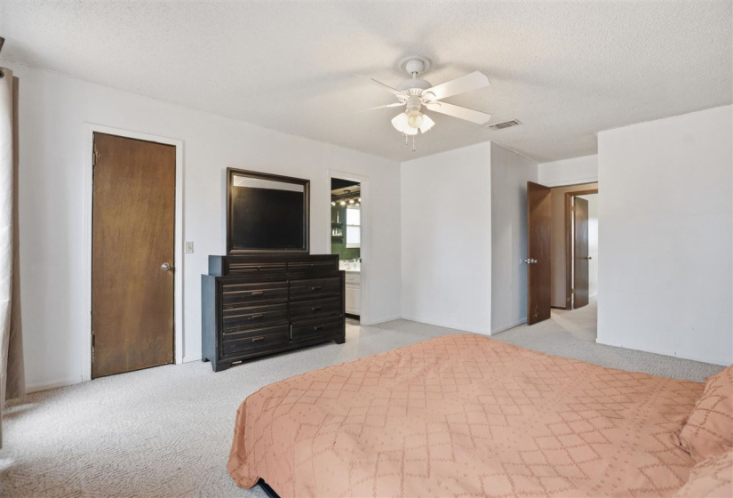 3 Bedrooms Bedrooms, 0 ,2 BathroomsBathrooms,Residential,Single Family,29th,1,133830