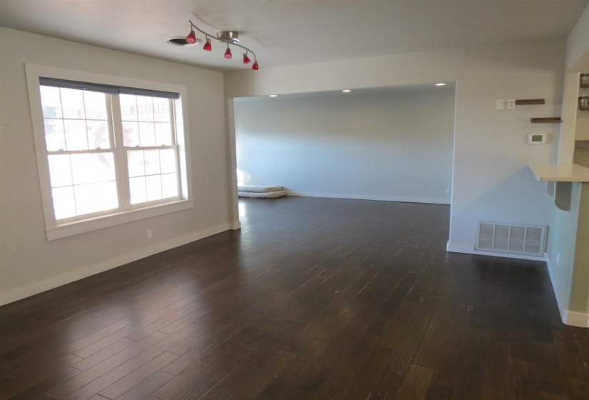 3 Bedrooms Bedrooms, 0 ,1 BathroomBathrooms,Residential,Single Family,Knipe,1,133832