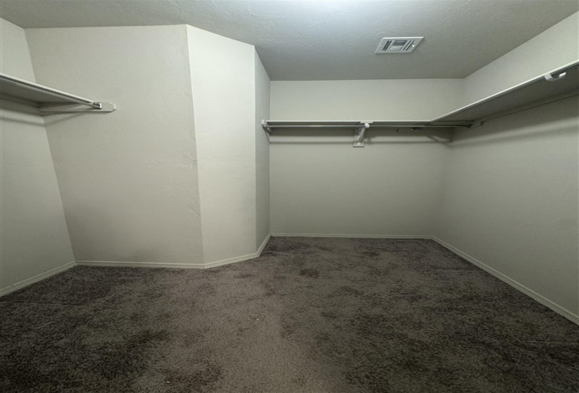 3 Bedrooms Bedrooms, 0 ,2 BathroomsBathrooms,Residential,Single Family,Kinder Wells,1,133833