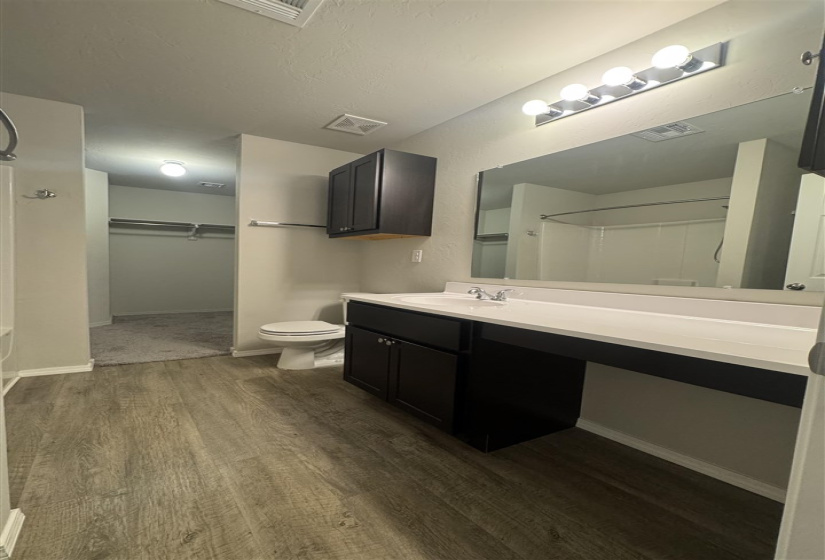 3 Bedrooms Bedrooms, 0 ,2 BathroomsBathrooms,Residential,Single Family,Kinder Wells,1,133833