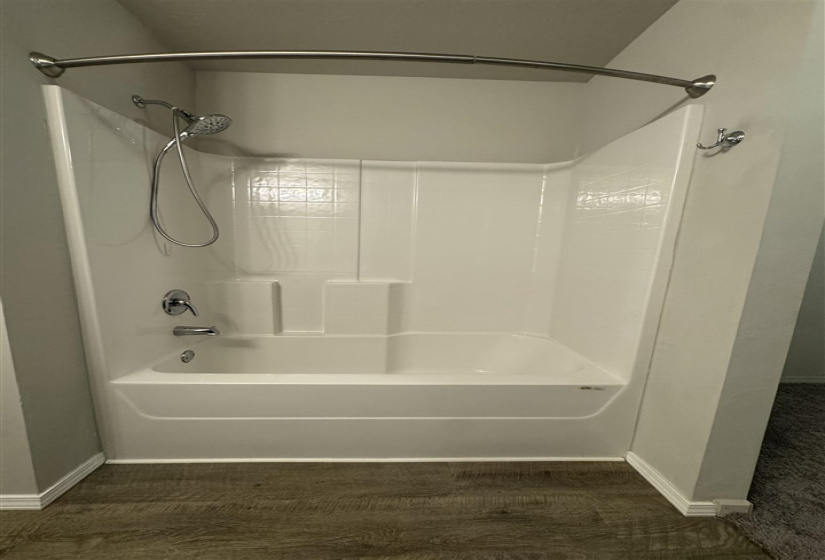 3 Bedrooms Bedrooms, 0 ,2 BathroomsBathrooms,Residential,Single Family,Kinder Wells,1,133833