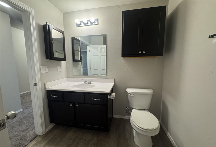 3 Bedrooms Bedrooms, 0 ,2 BathroomsBathrooms,Residential,Single Family,Kinder Wells,1,133833