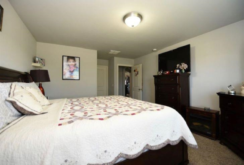 4 Bedrooms Bedrooms, 0 ,2 BathroomsBathrooms,Residential,Single Family,Aggie,1,133834