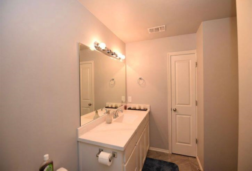 4 Bedrooms Bedrooms, 0 ,2 BathroomsBathrooms,Residential,Single Family,Aggie,1,133834