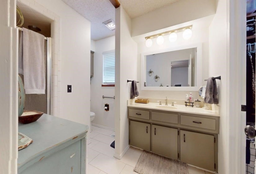 4 Bedrooms Bedrooms, 0 ,2 BathroomsBathrooms,Residential,Single Family,9th,1,133835