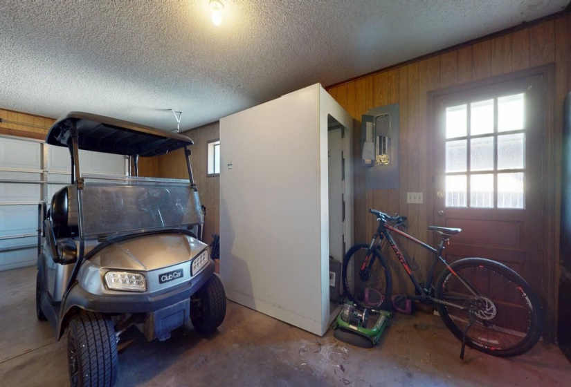 4 Bedrooms Bedrooms, 0 ,2 BathroomsBathrooms,Residential,Single Family,9th,1,133835