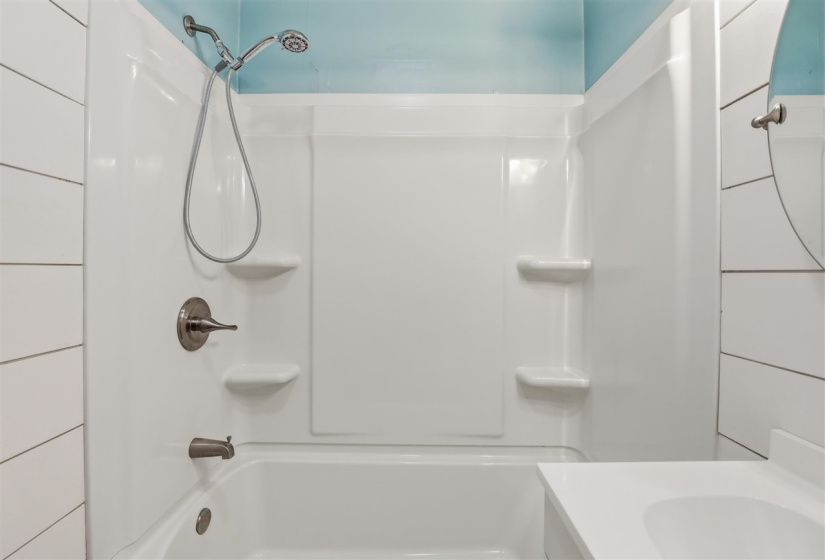 2 Bedrooms Bedrooms, 0 ,1 BathroomBathrooms,Residential,Single Family,Locust,1,133842